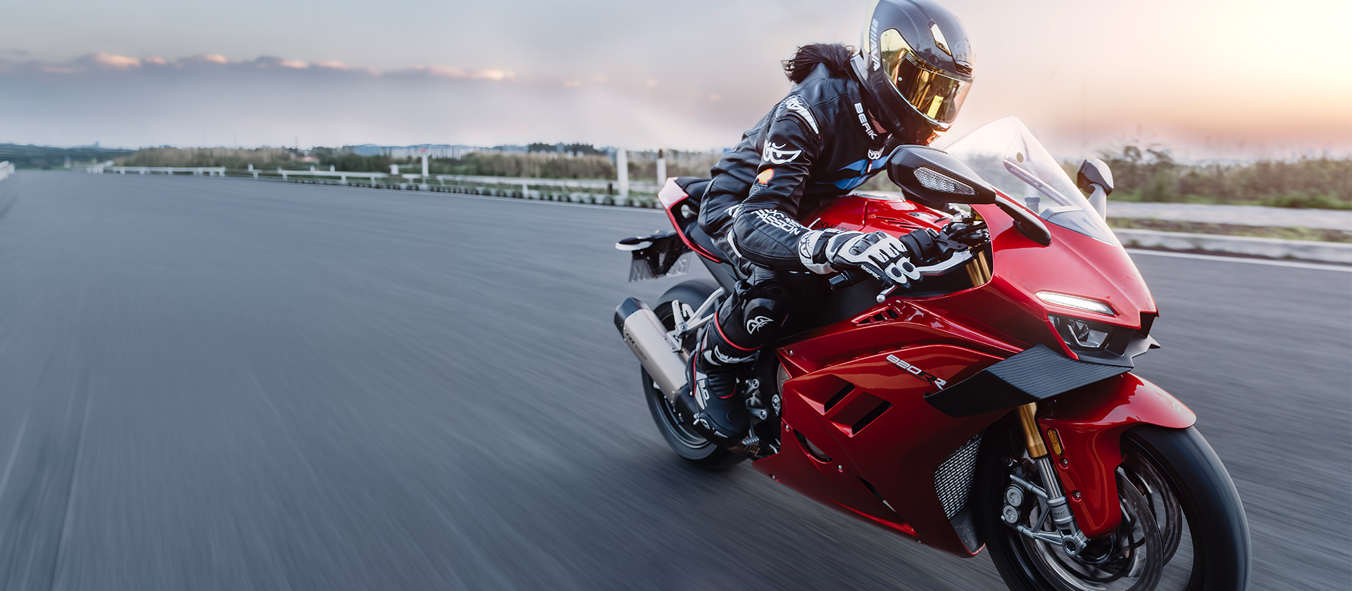 ZXMOTO 820RR